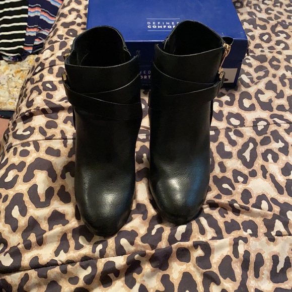 Apt 9 Black Booties size 10 - Picture 2 of 7